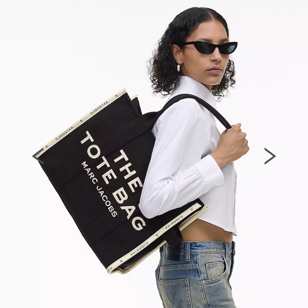 Marc Jacobs Jacquard Tote Bag - Picture 2 of 7